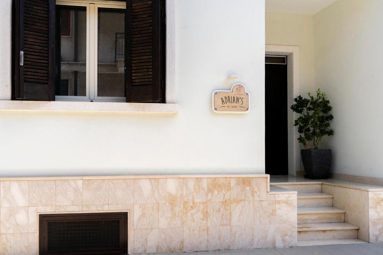 Adrian'S B&B Turi Ngoại thất bức ảnh
