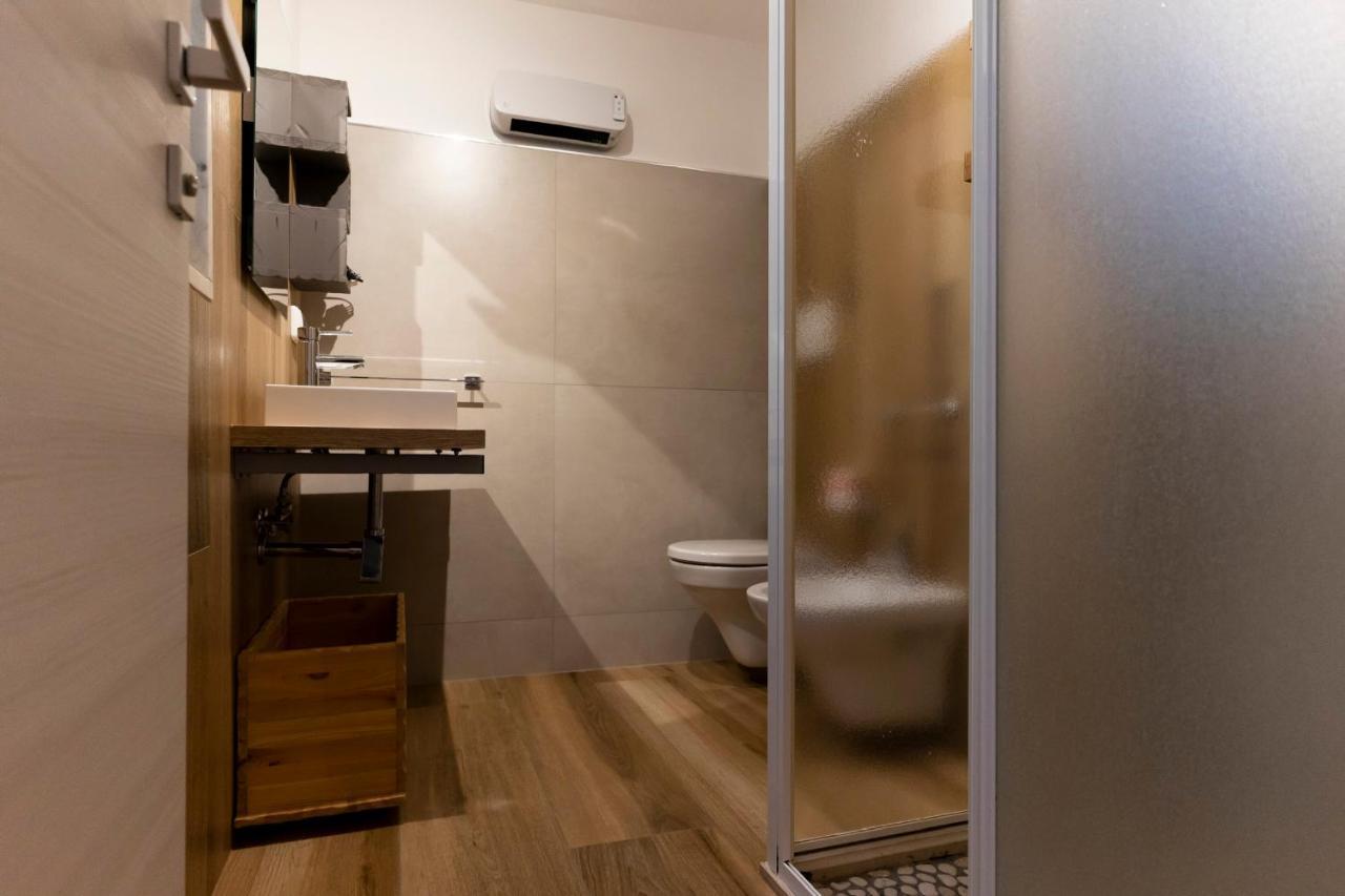 Adrian'S B&B Turi Ngoại thất bức ảnh